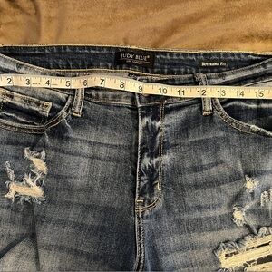 Judy Blue Women's Ripped Denim Boyfriend Jeans